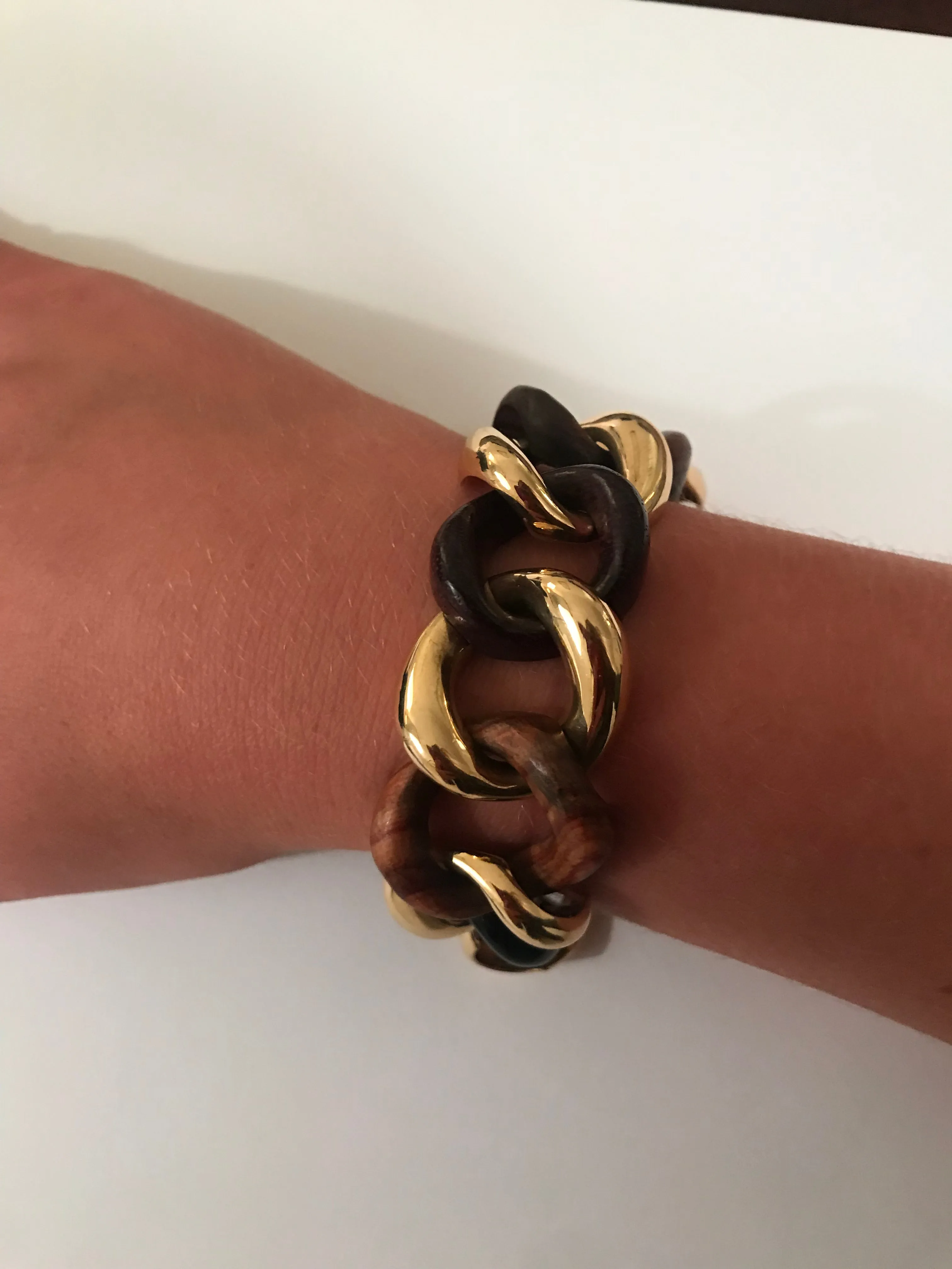 Alternating Multi Wood and Gold Curved Link Bracelet