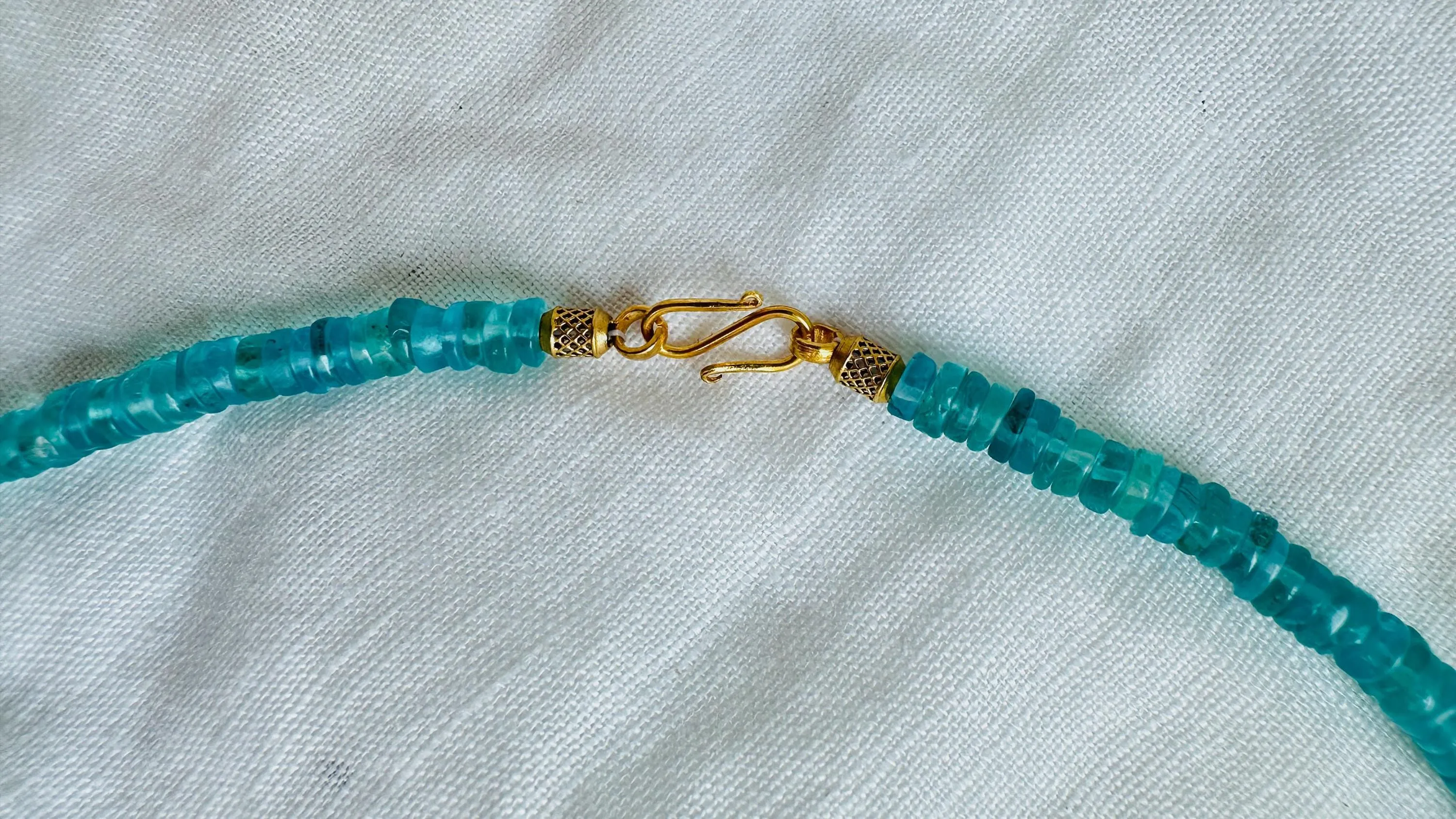 Aquamarine and Antique Gold Filigree Necklace. 14k. India. 0670