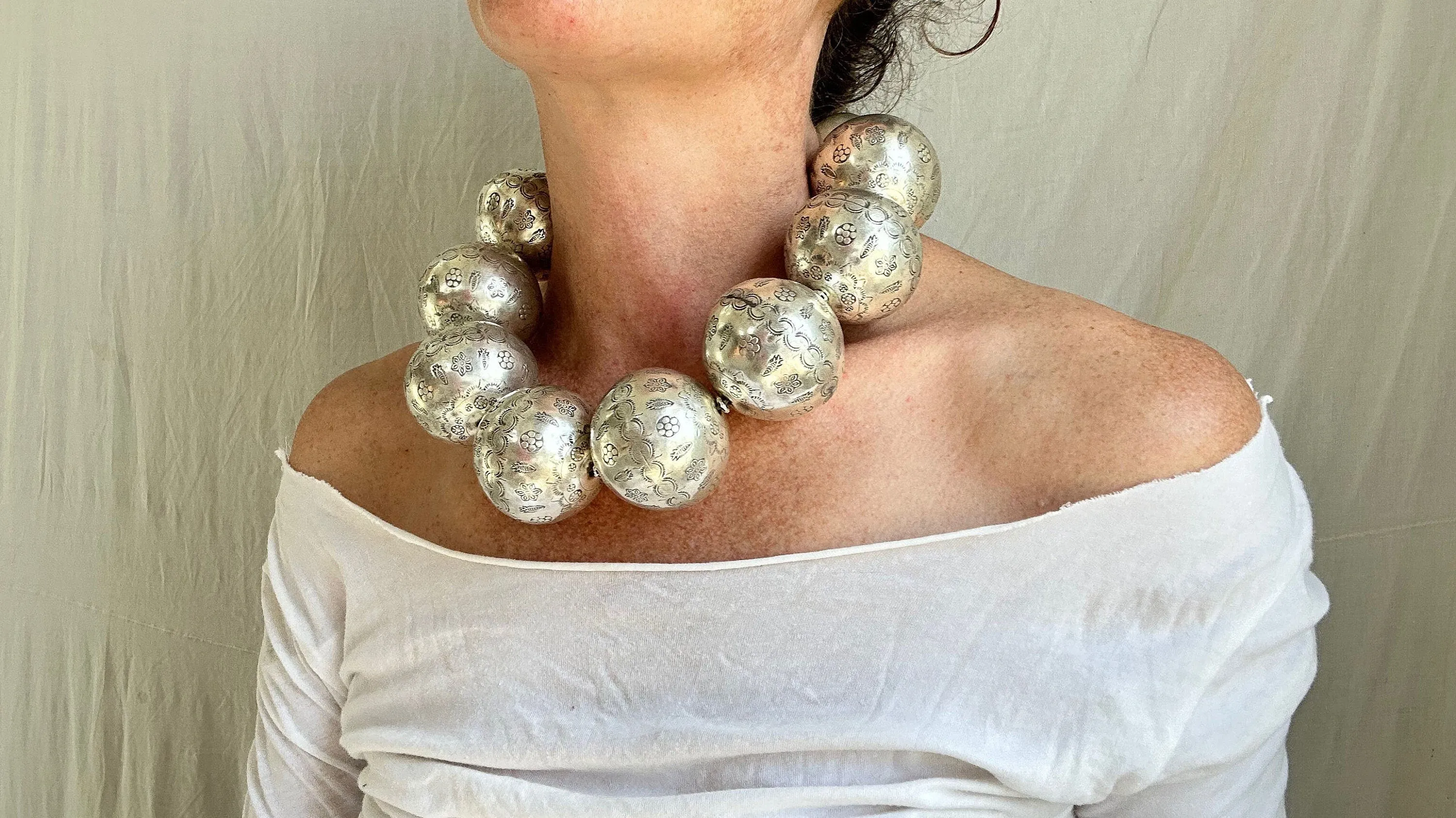Huge Silver Bead Necklace. Bench Beads. Gorgeous. 2041