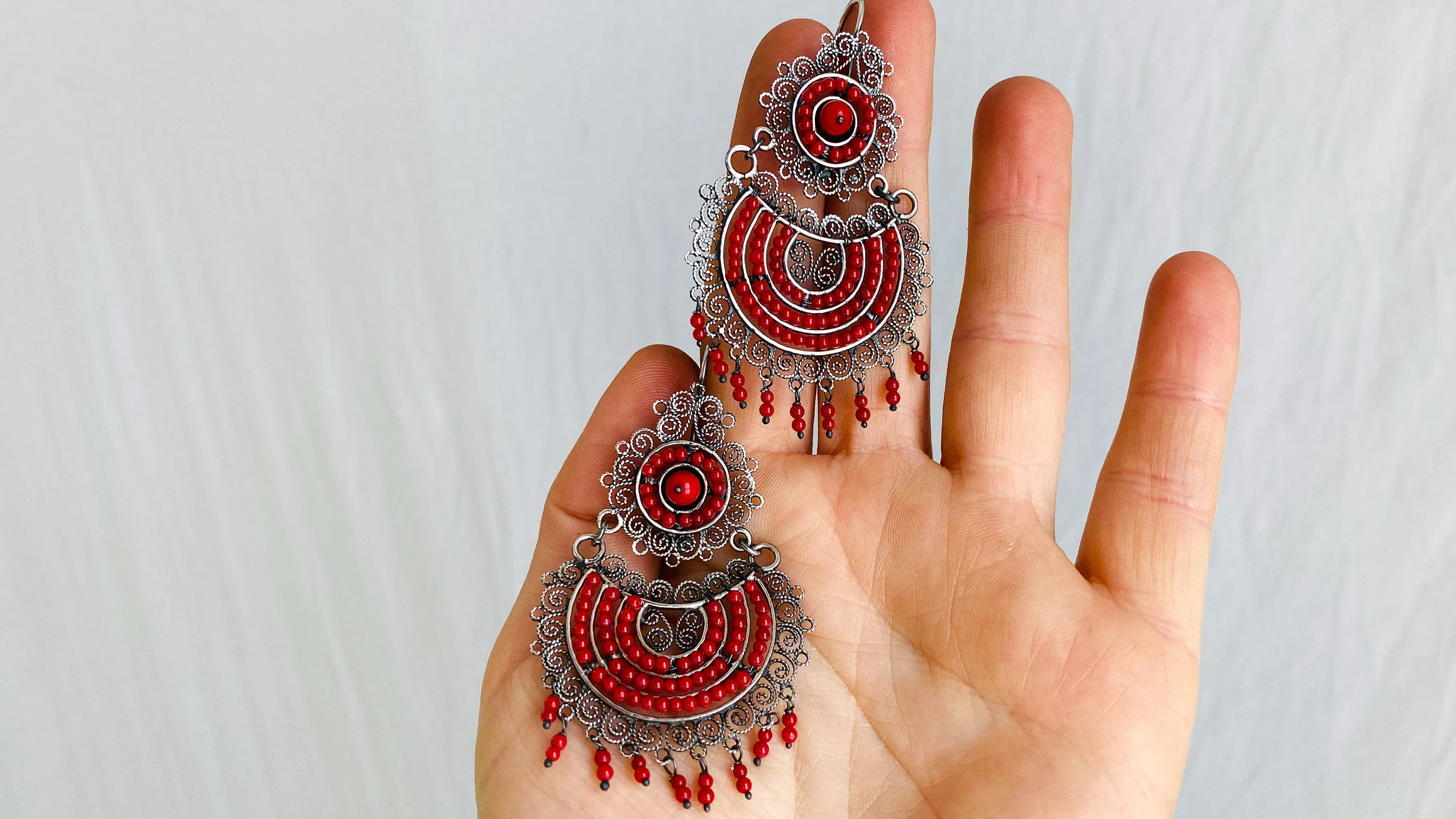 Oaxacan Filigree Earrings. Red Coral. Sterling Silver. Mexico. Frida Kahlo