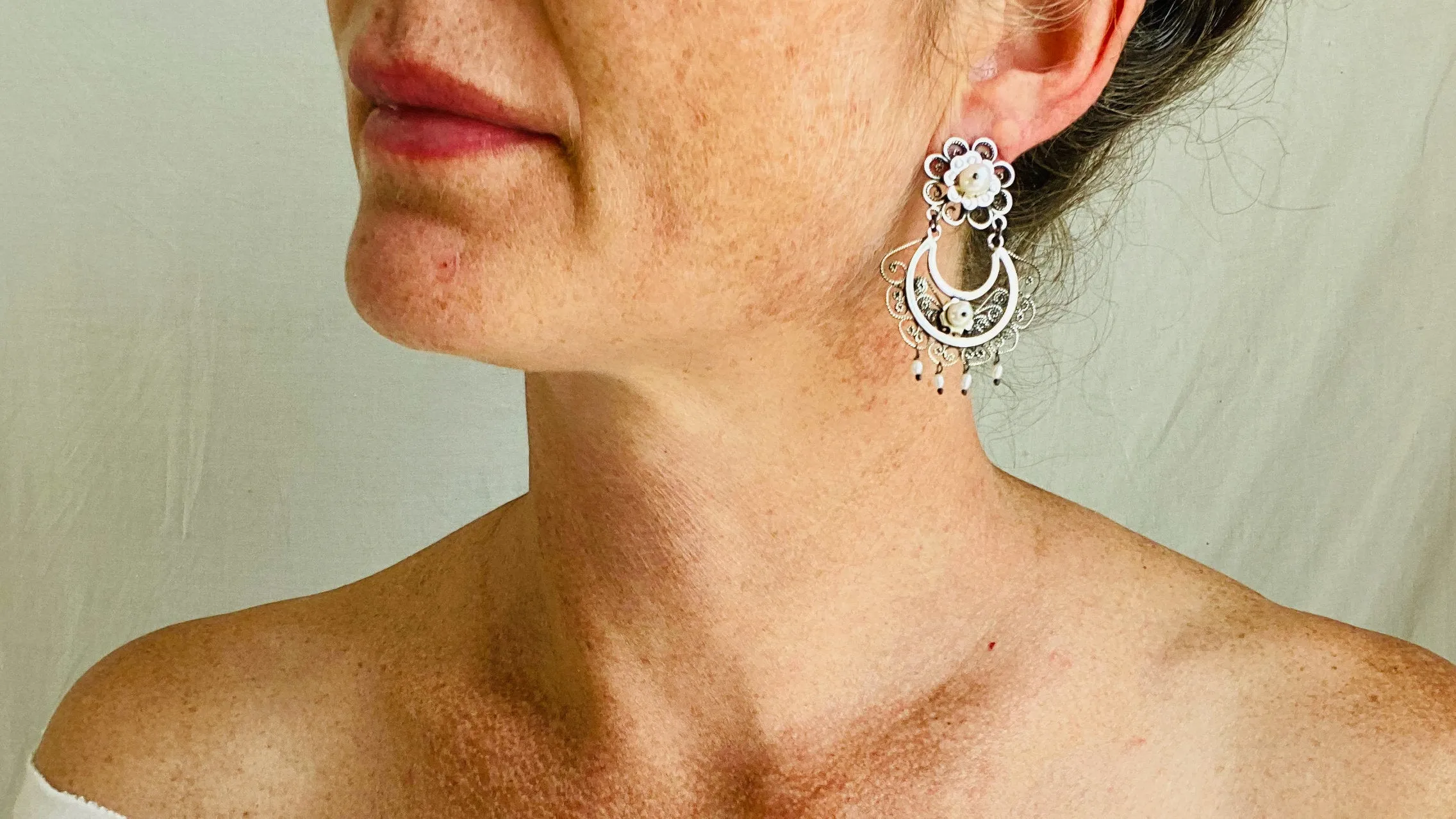 Oaxacan Filigree Earrings w/ Pearl. Sterling Silver. Mexico. Frida Kahlo. Posts. 0316