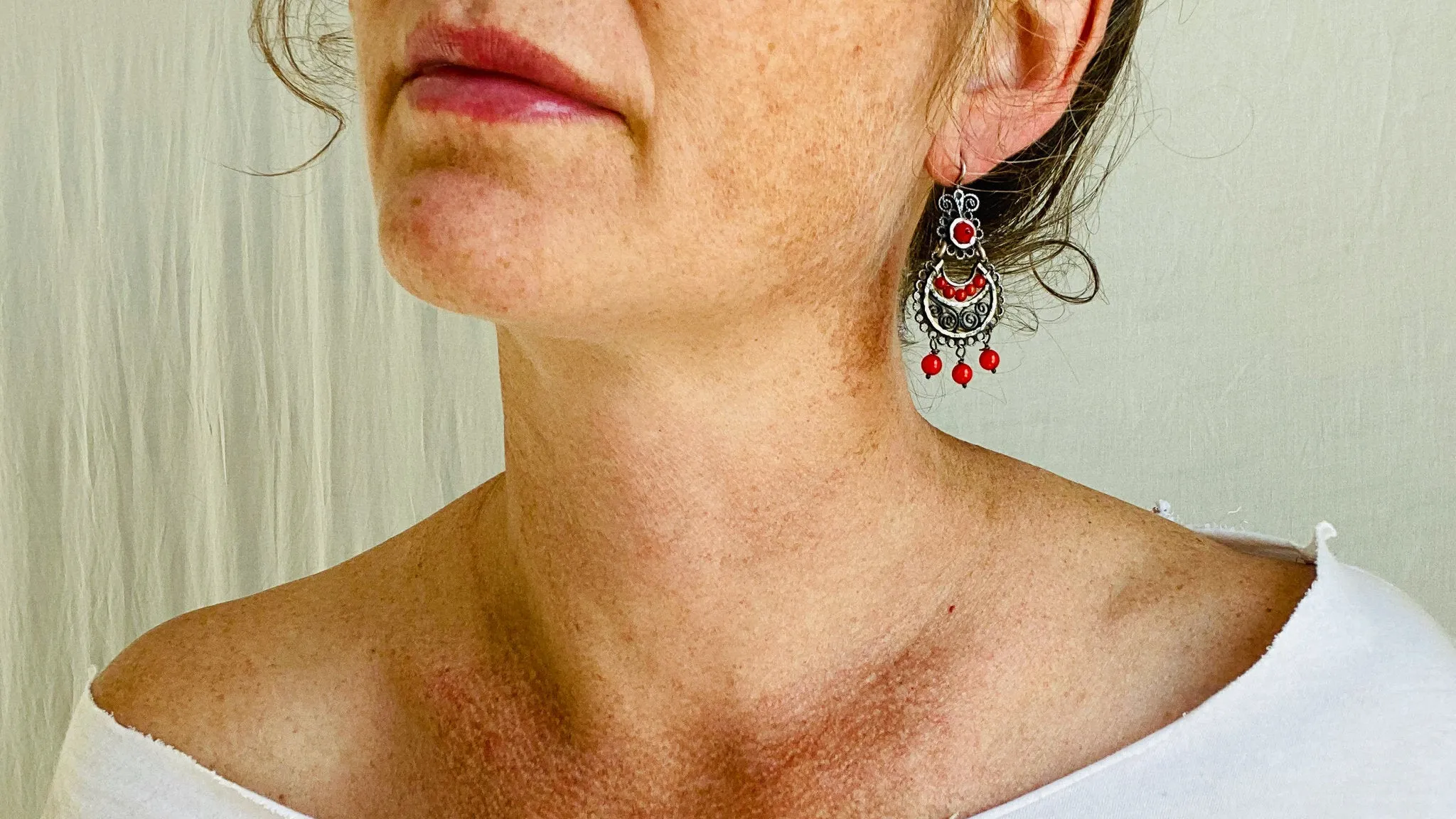 Oaxacan Filigree Earrings with Coral. Sterling Silver. Mexico. Frida Kahlo. 0021
