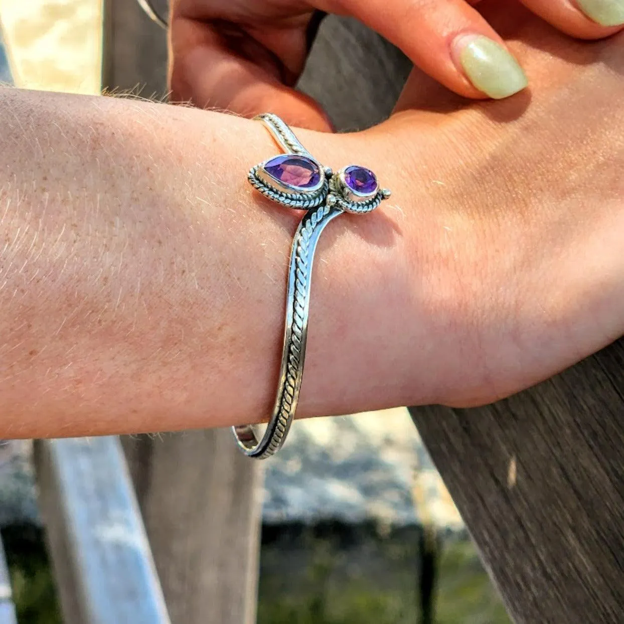 PURPLE DROPS - 925 SILVER CUFF