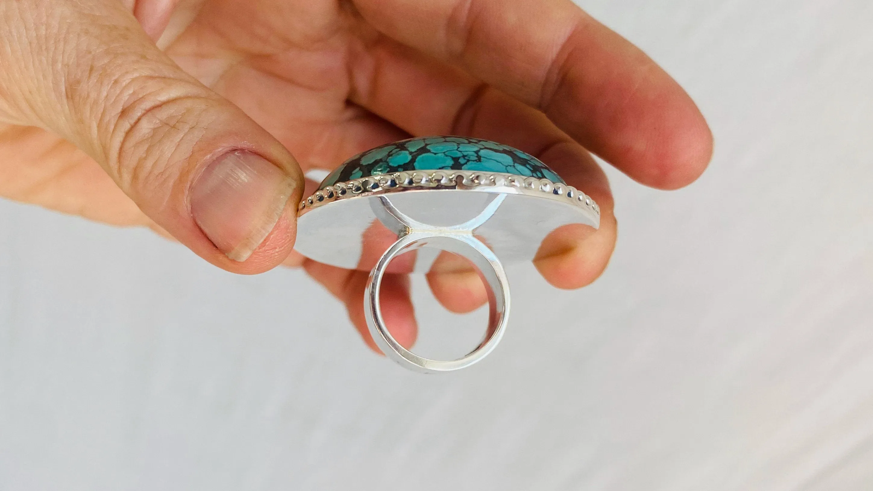 Turquoise and Silver Ring. Size 6.4.